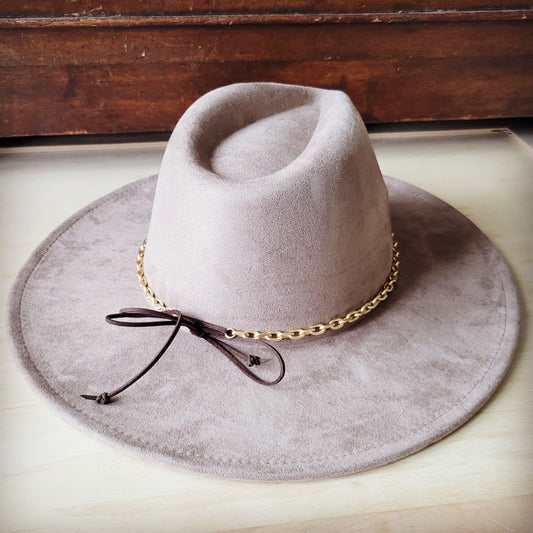 **Matte Gold Chain Hat Band w/ Leather Tie 987i
