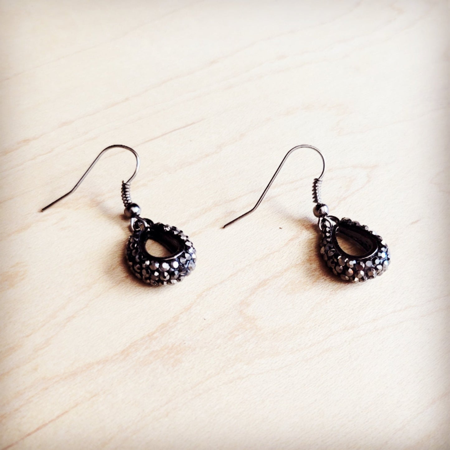 **Shadow Sparkle Drop Earrings 219ch