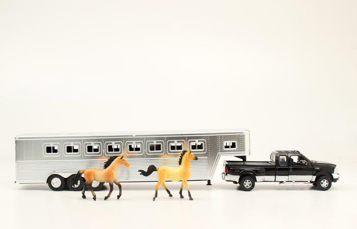 Rodeo Truck & Trailer Play Set