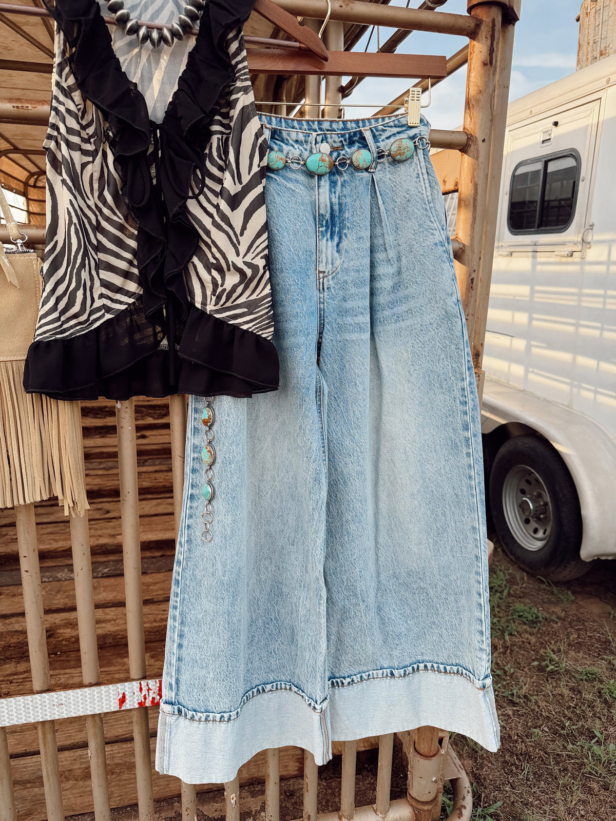 The Tustin Wide Leg Jeans-EXTRA LARGE