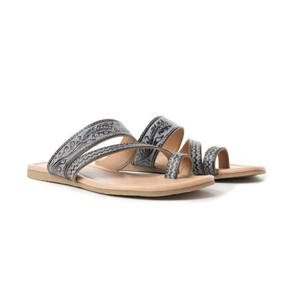 Rangeland Embossed Floral Toe-Loop Leather Sandals – Black