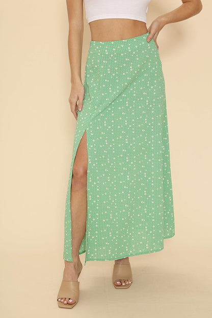 Maxi skirt with slit detail