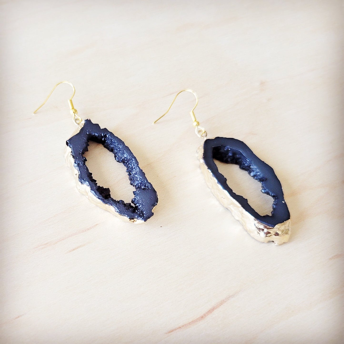 Elegant Crystalized Geode Dangle Earrings 219cz