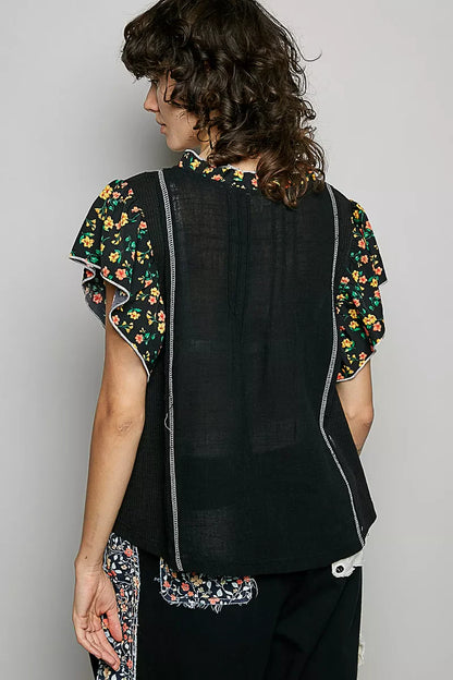 POL V-Neck Floral Ruffle Sleeve Blouse