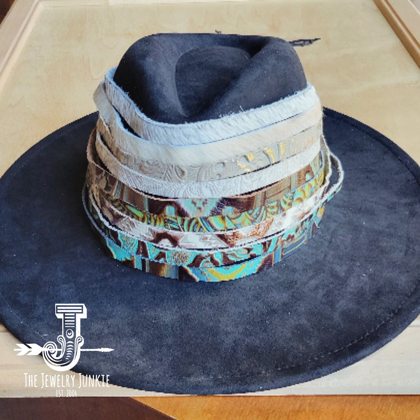 **White and Gold Gator Embossed Leather Hat Band Only w/ Turquoise Slab 951v