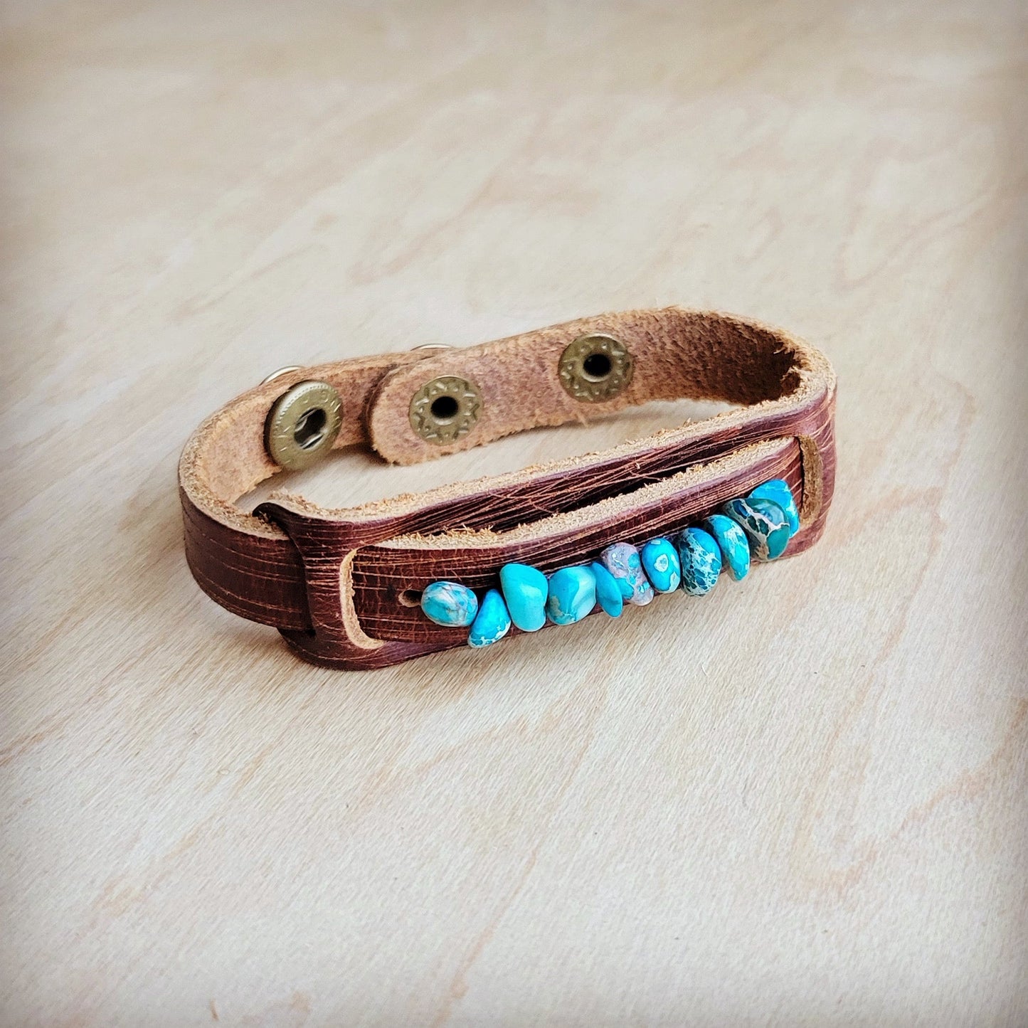 **Genuine Leather Narrow Cuff with Turquoise Regalite Stones 006v