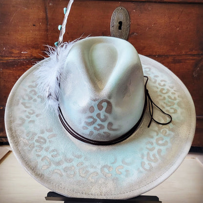 Hand-Painted Leopard Boho Western Cowgirl Hat & Band Mint 987d