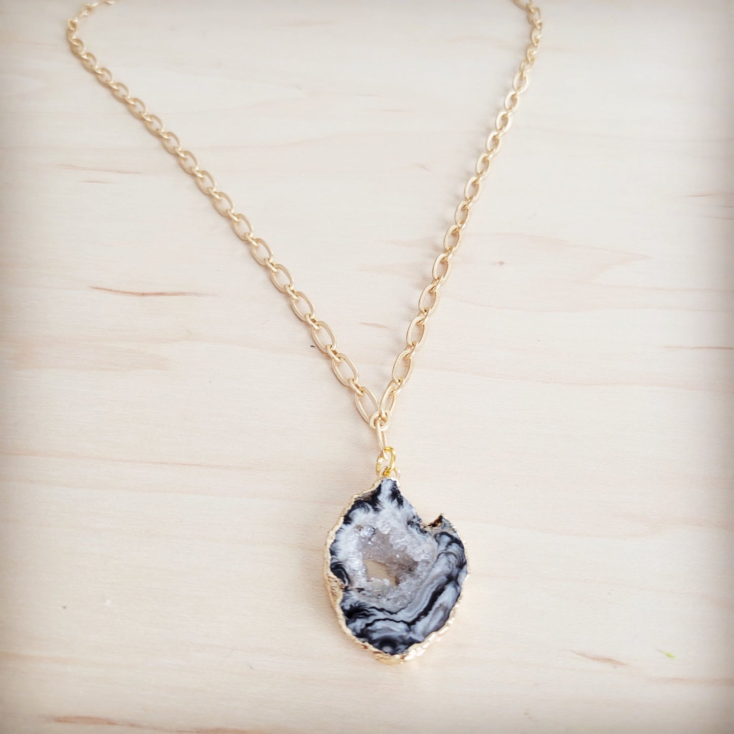**Gilded Black Agate Necklace 257ma