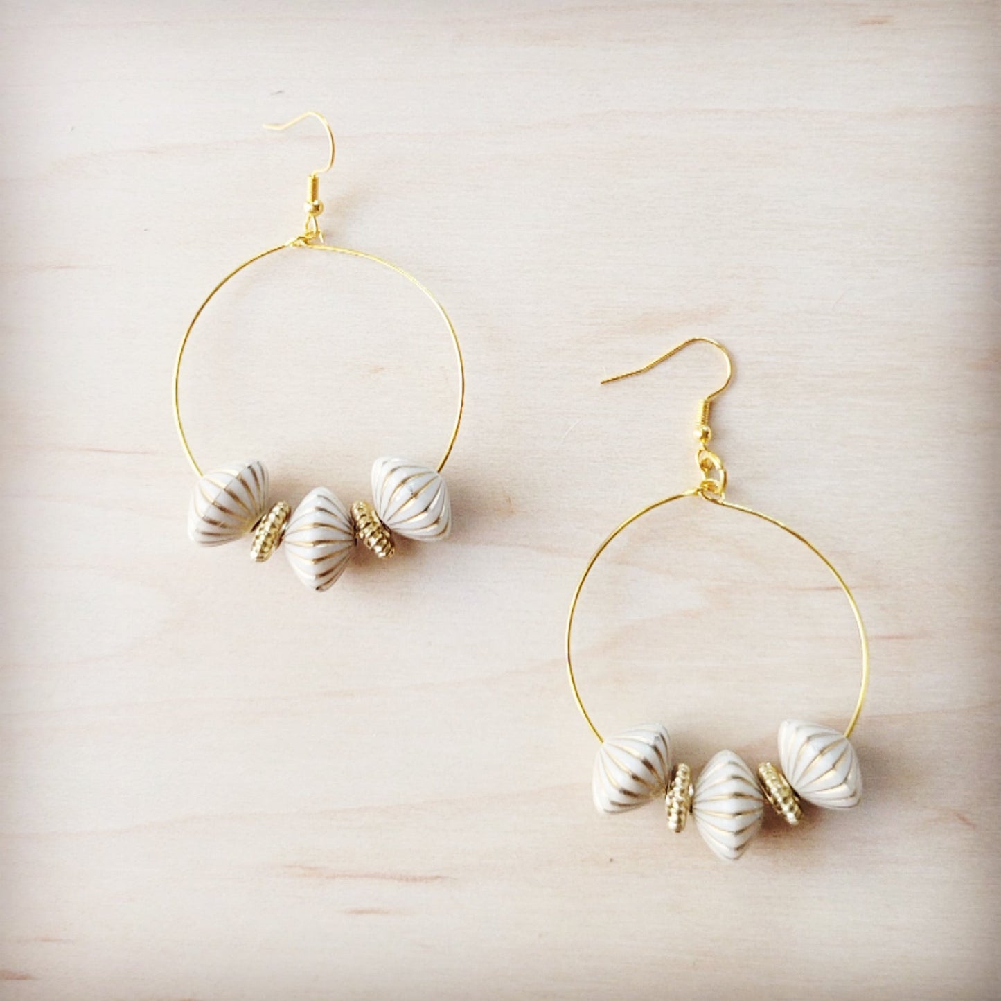 **Golden Shell Beaded Hoop Earrings 219cw