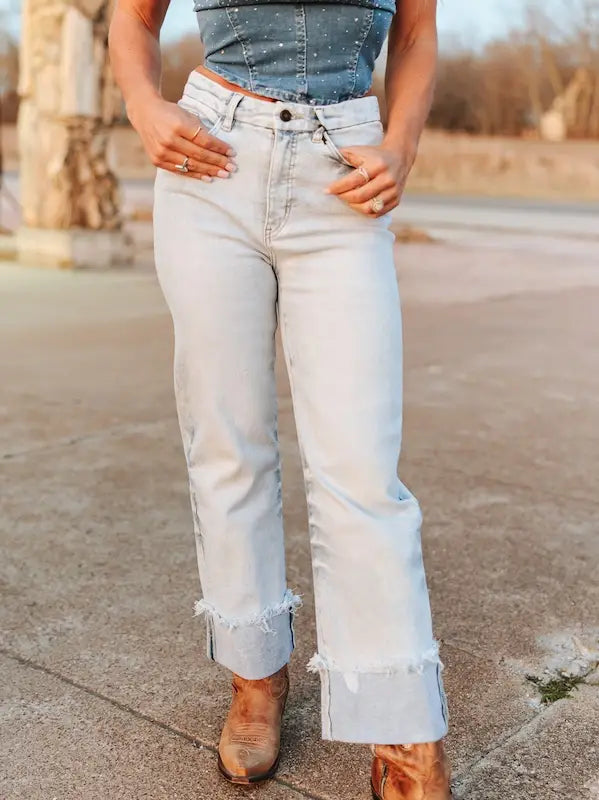 High Plains Trouser Jeans — Light Wash