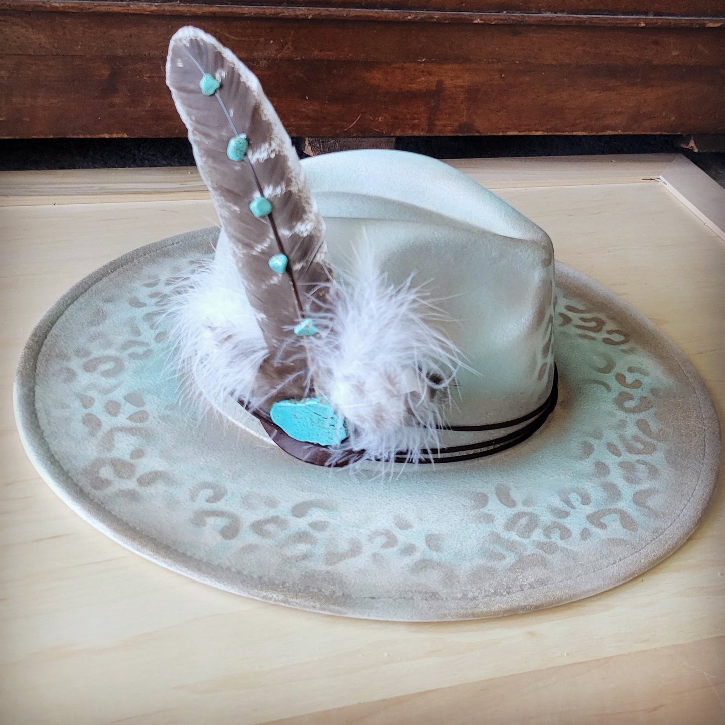 Hand-Painted Leopard Boho Western Cowgirl Hat & Band Mint 987d