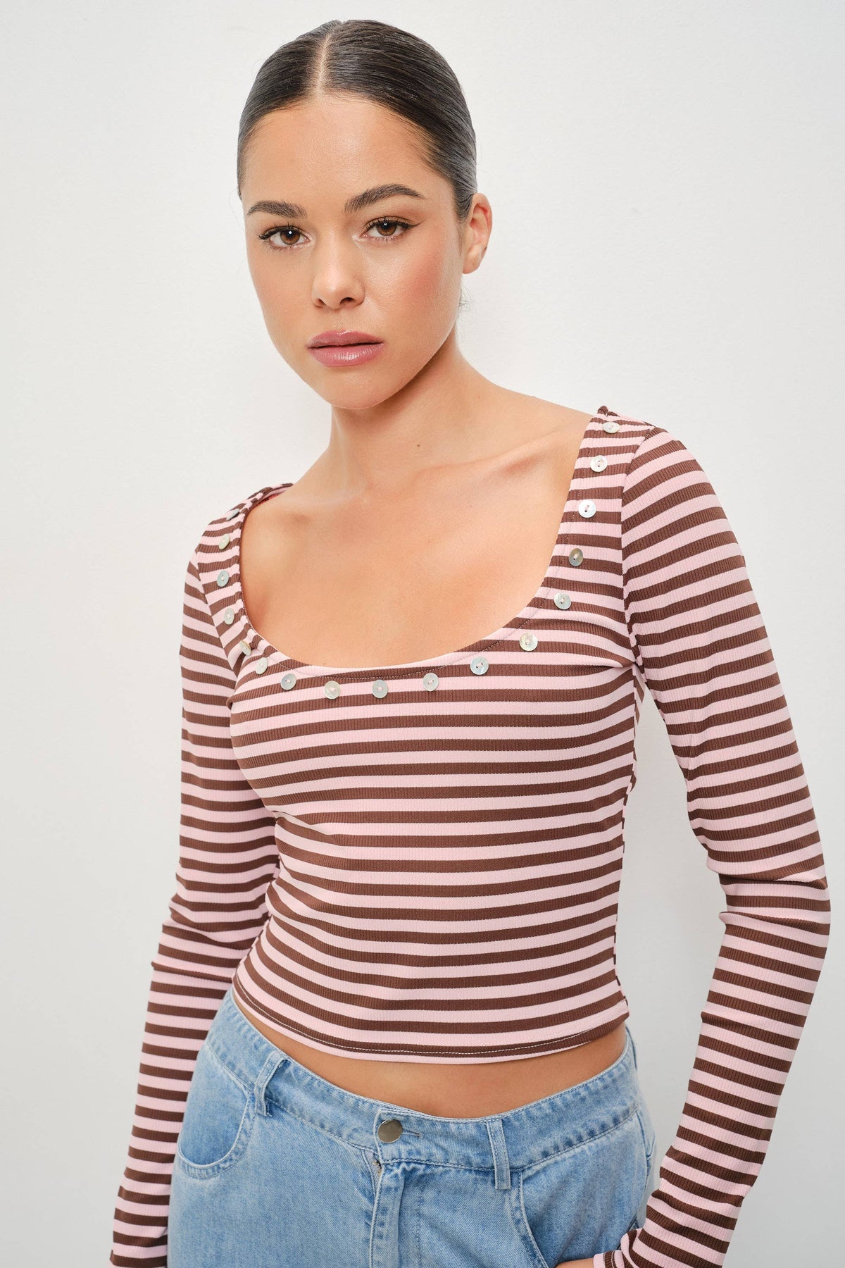 RAINEY BUTTON DETAIL STRIPED TOP