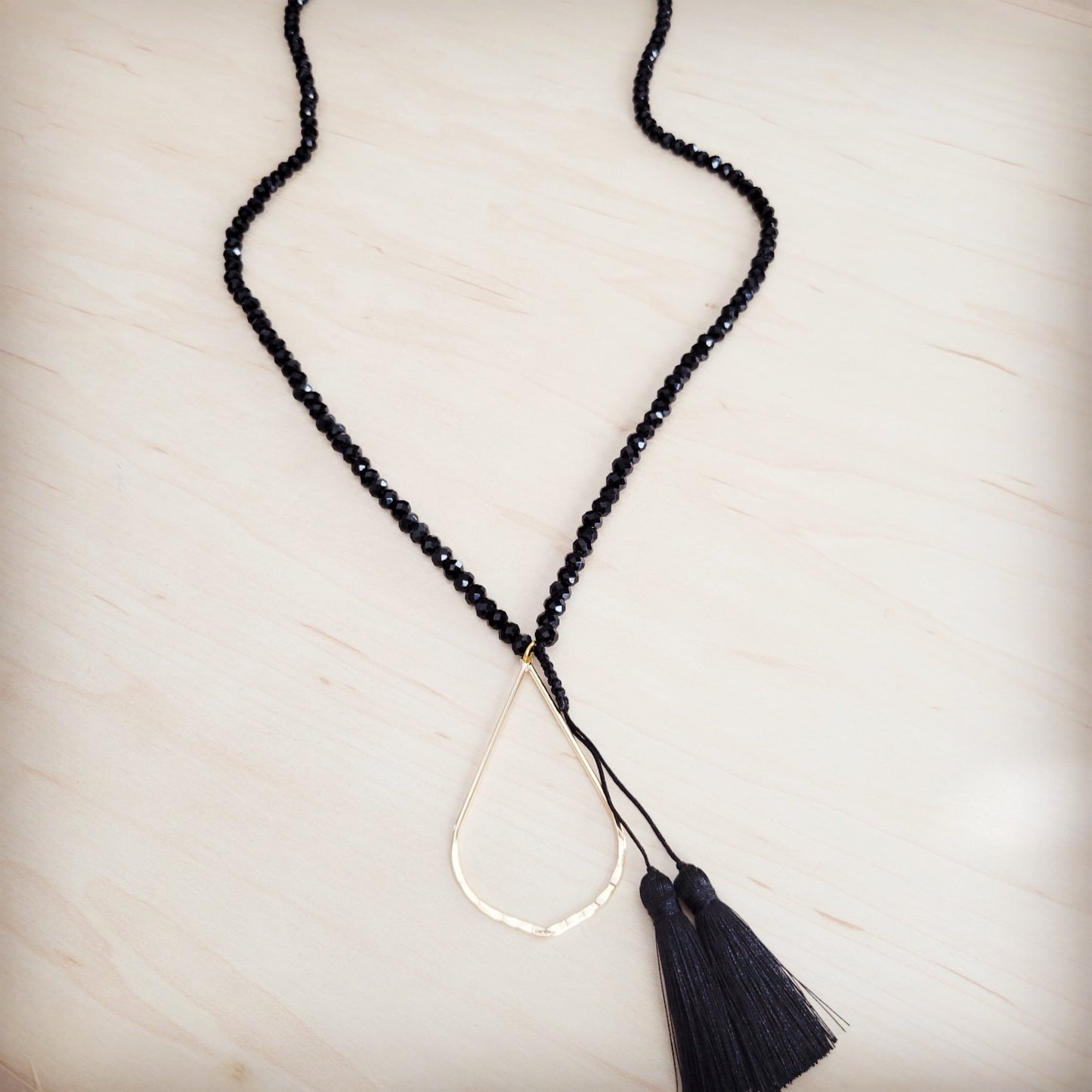 **Midnight Faceted Bead Lariat with Gilded Teardrop Necklace 257lz
