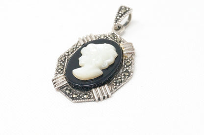 Vtg Carved Cameo Mother Of Pearl Woman Sterling Silver Necklace Pendant