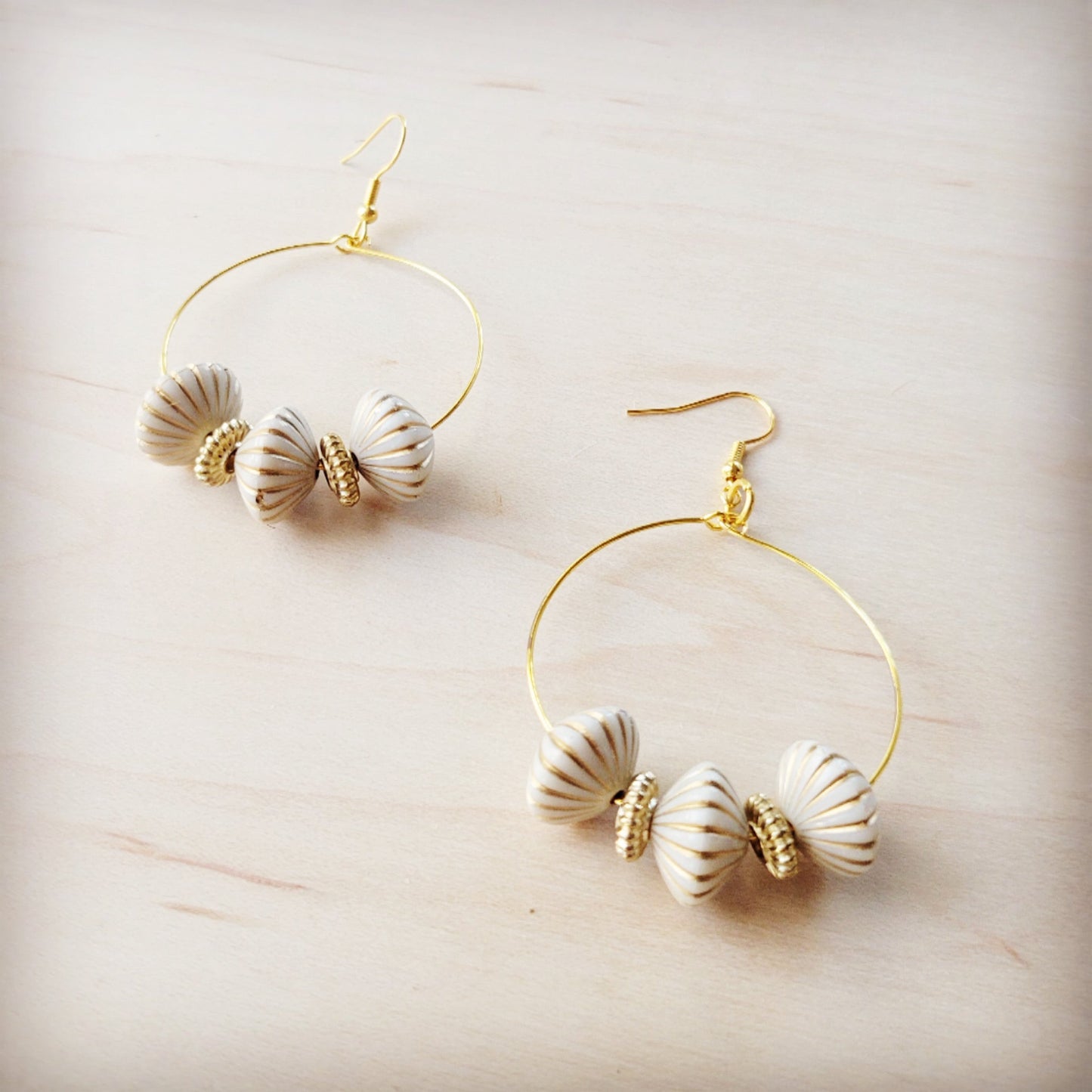 **Golden Shell Beaded Hoop Earrings 219cw