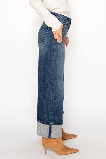 TUMMY CONTROL HIGH RISE A-WIDE JEANS