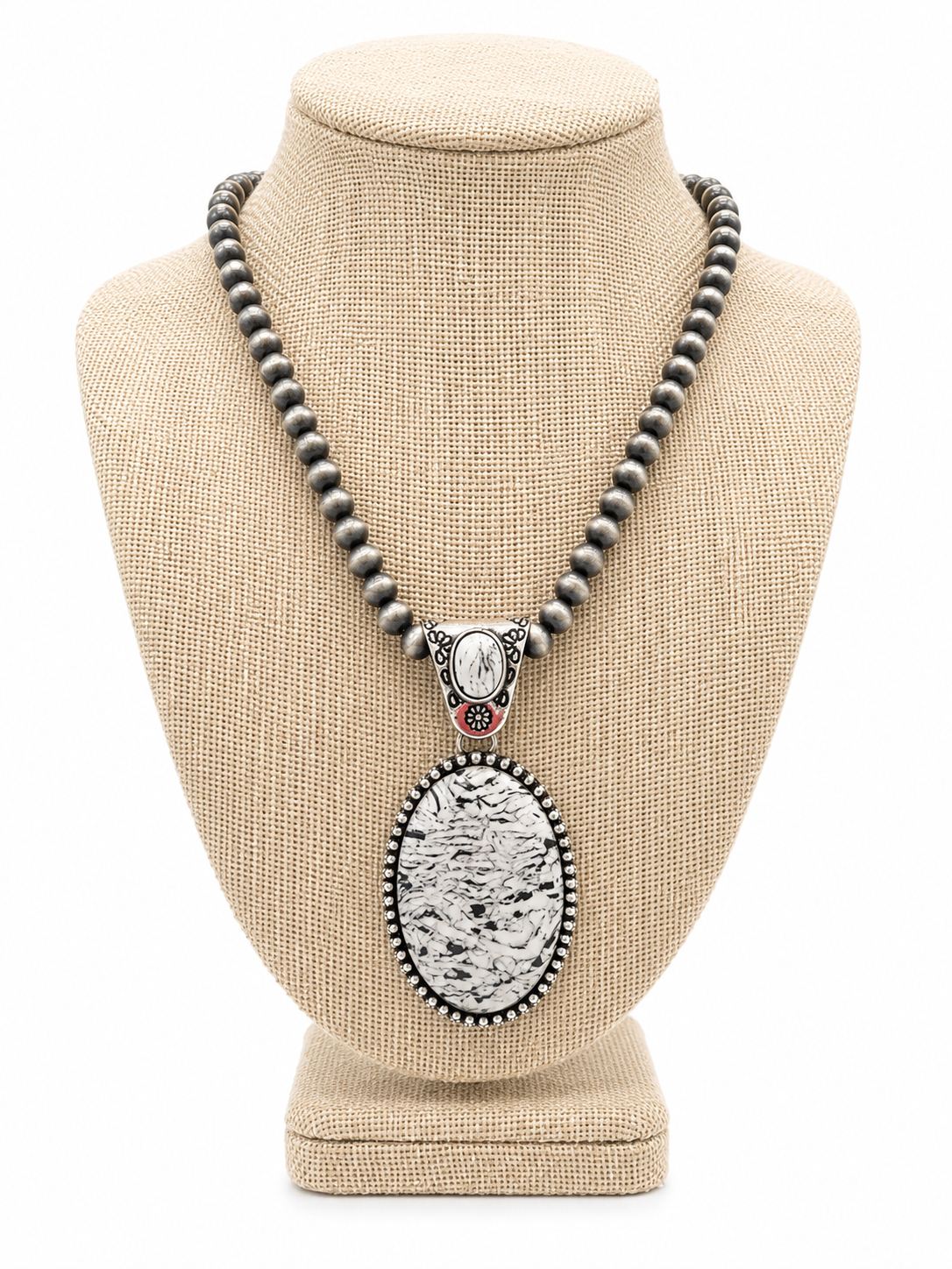 Gem Illusions White Bluff Necklace