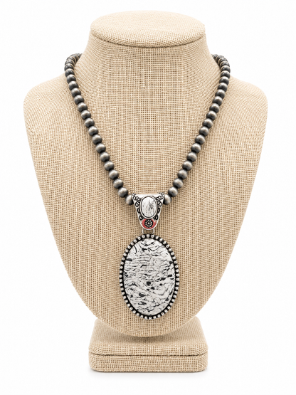 Gem Illusions White Bluff Necklace