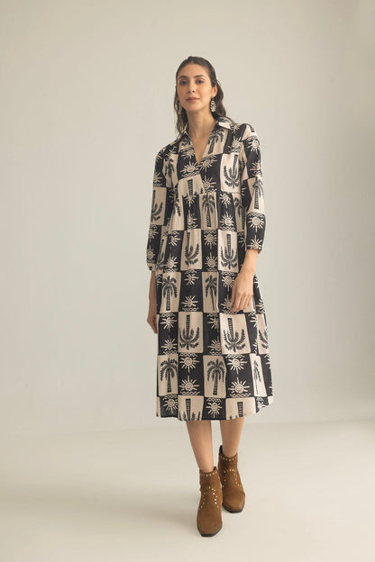 Palm Theory Maxi Dress in Navy Blue & Cream