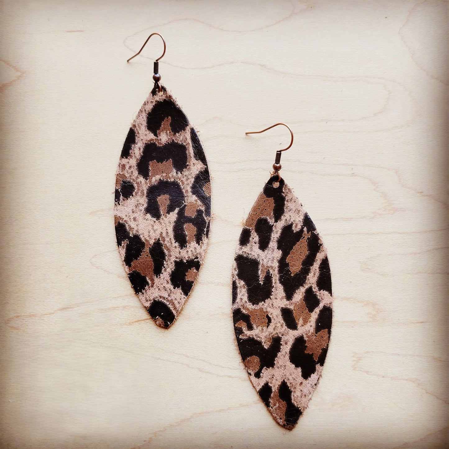 **Narrow Leather Oval Earrings-Suede Leopard 210f
