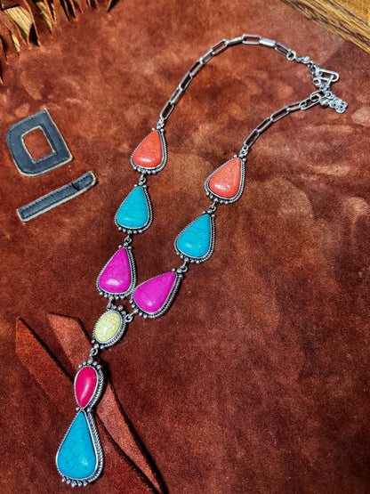 The Tita Necklace