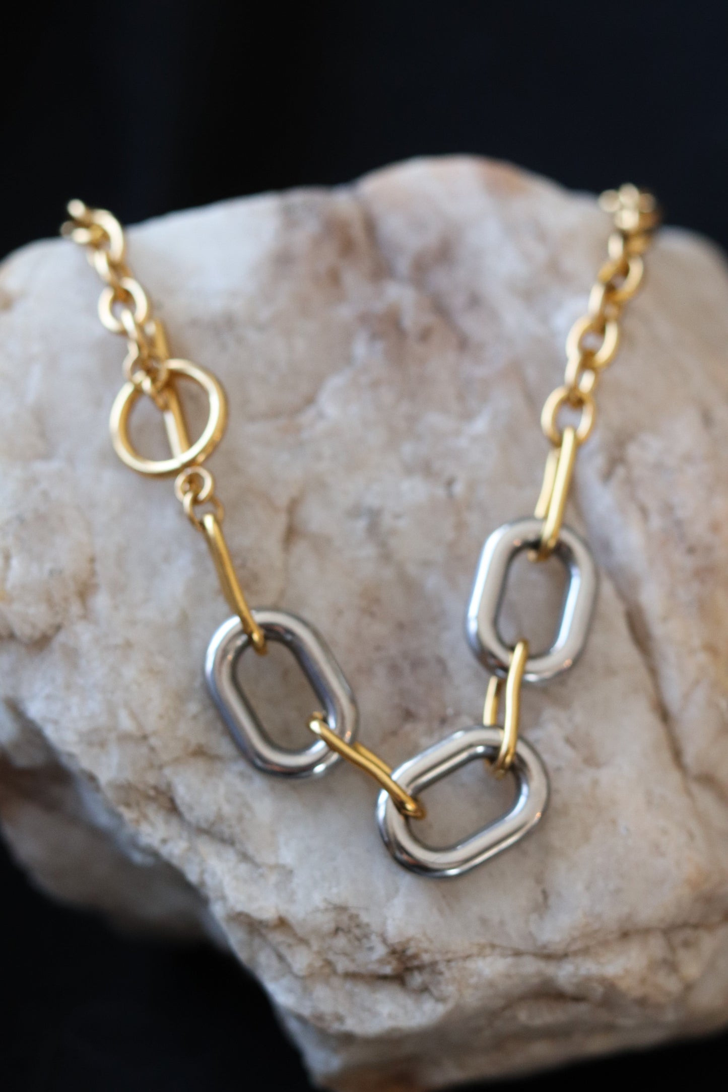 Daphne Two-Tone Oval Link Necklace – 18K Gold Plated Stainless Steel Mixed Metal Chain