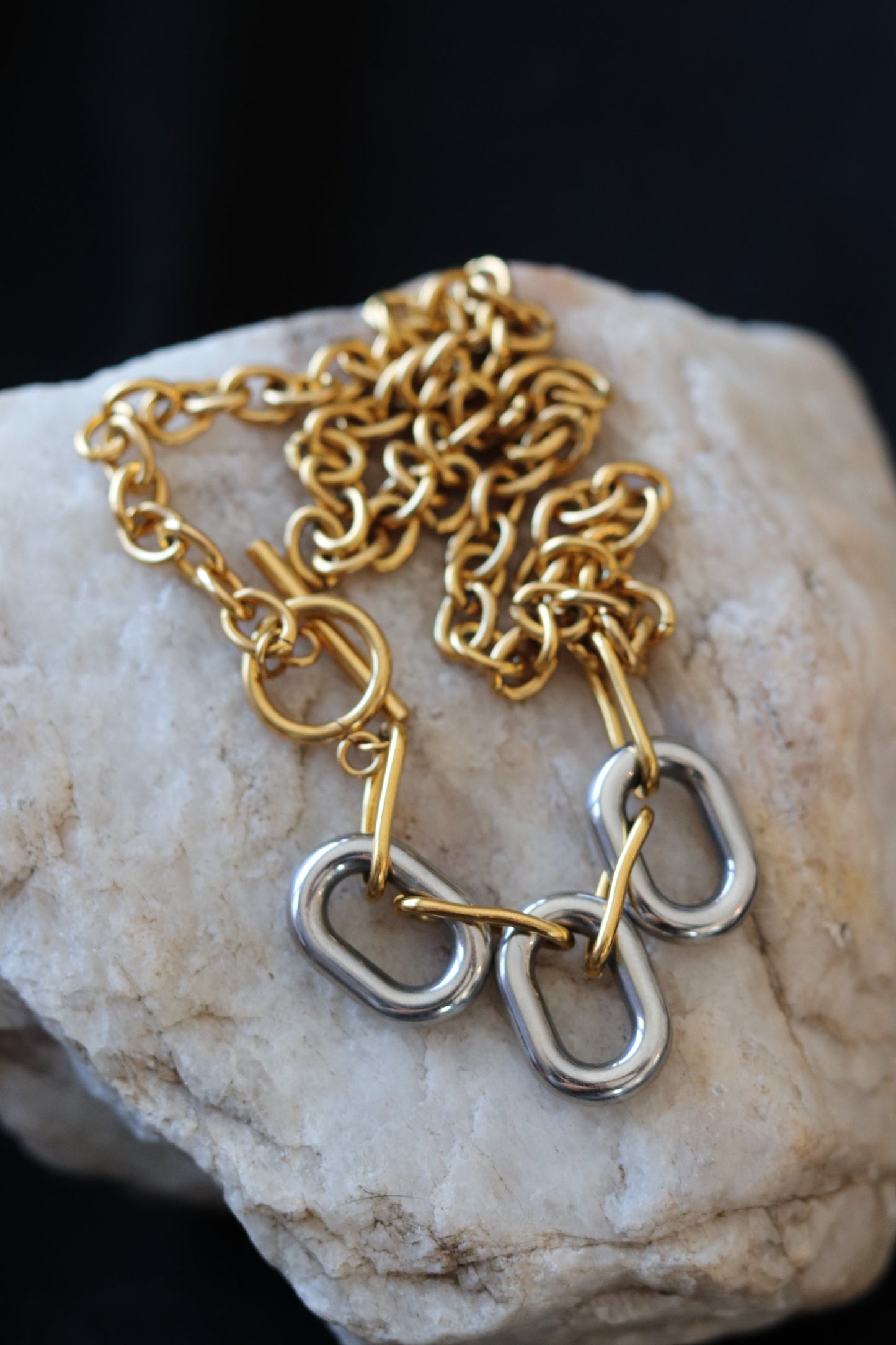 Daphne Two-Tone Oval Link Necklace – 18K Gold Plated Stainless Steel Mixed Metal Chain