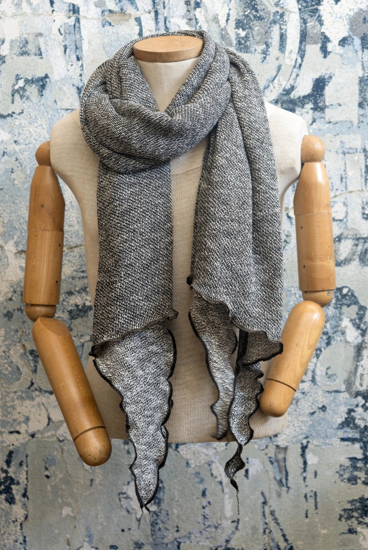 City Static Scarf