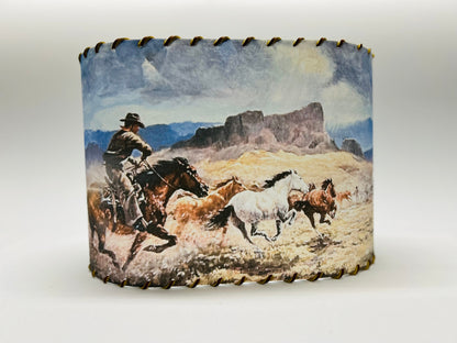 RDR Mustang Chase Lampshade Large