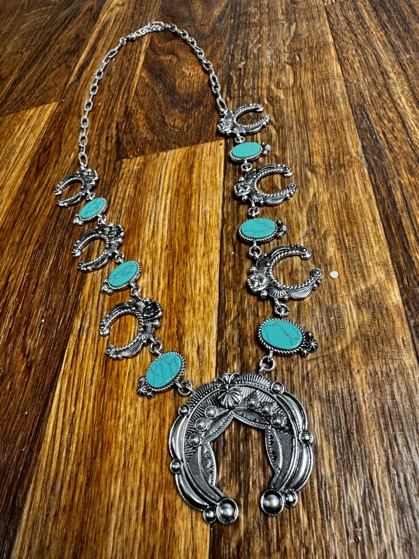 The Wanda Necklace