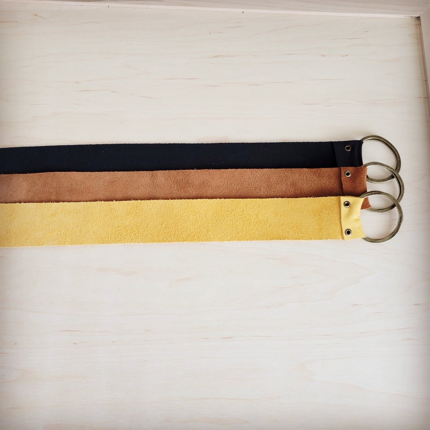 Suede Leather Belt with Leather Fringe Closure 908r