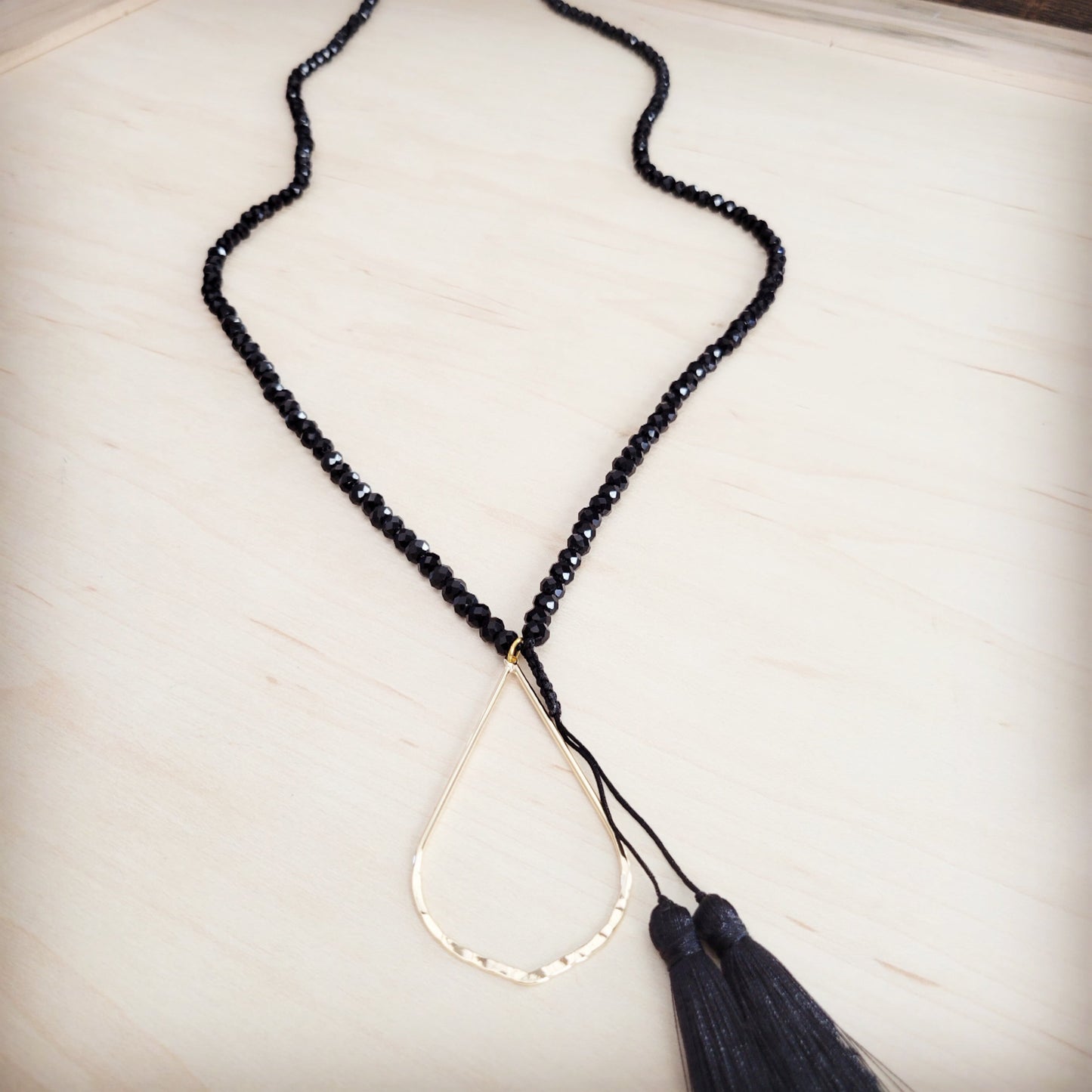 **Midnight Faceted Bead Lariat with Gilded Teardrop Necklace 257lz