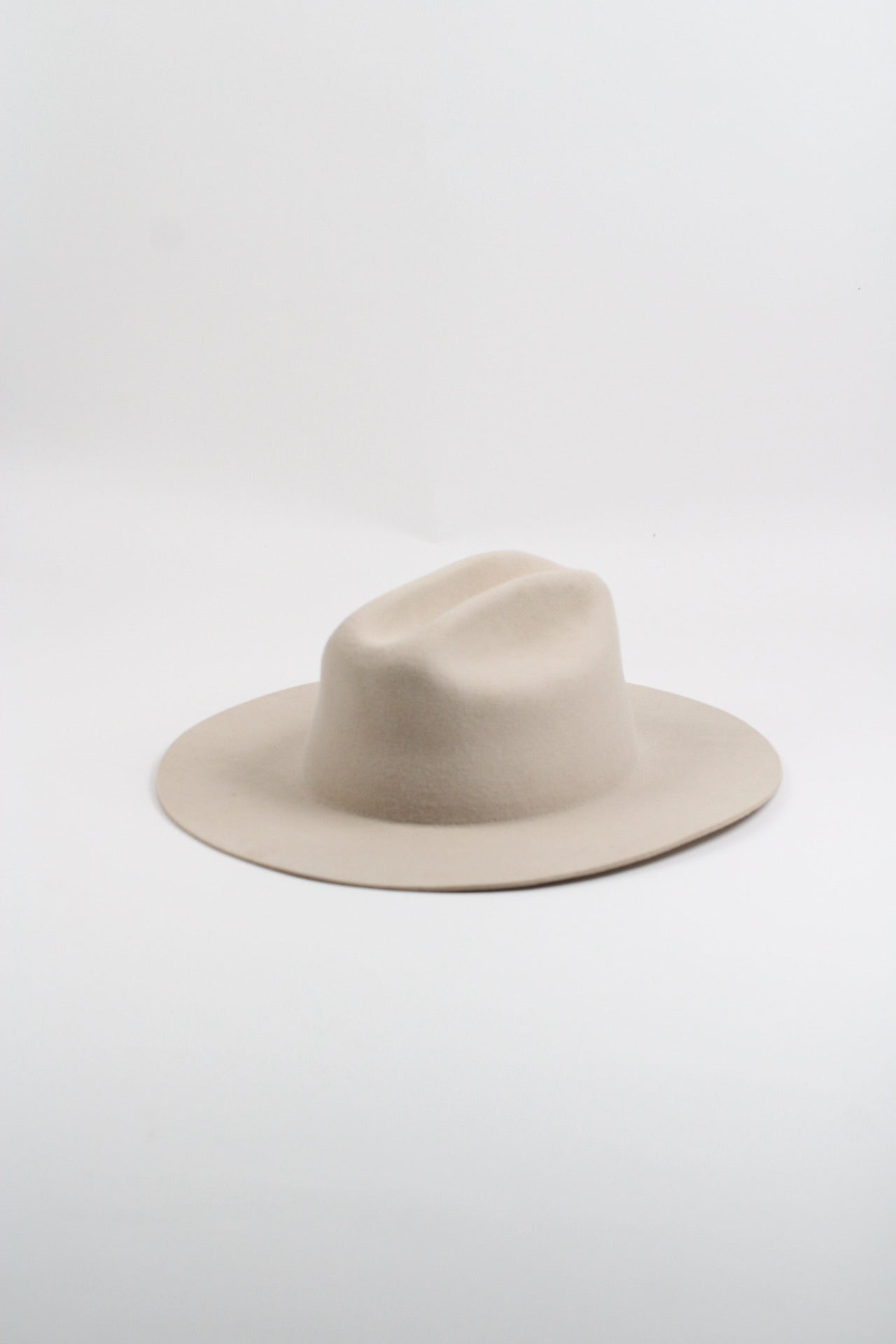 The Dakota - Ivory