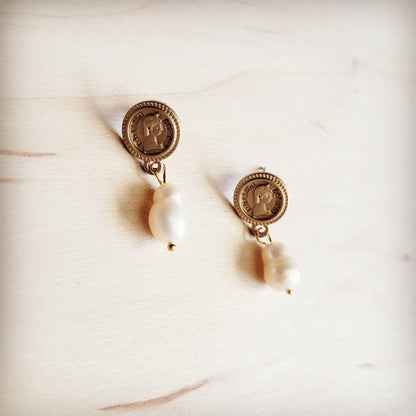 **Matte Gold Stud Earring w/ Genuine Freshwater Pearl Dangle 219cg