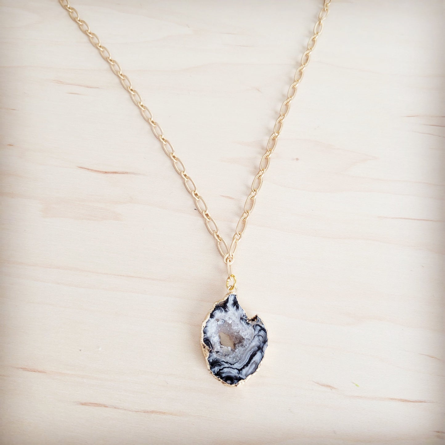**Gilded Black Agate Necklace 257ma
