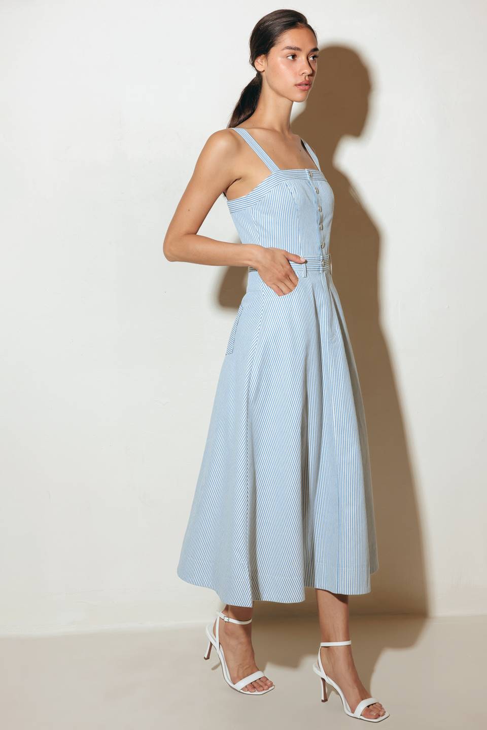 CAREFREE DAISY WOVEN MIDI DRESS