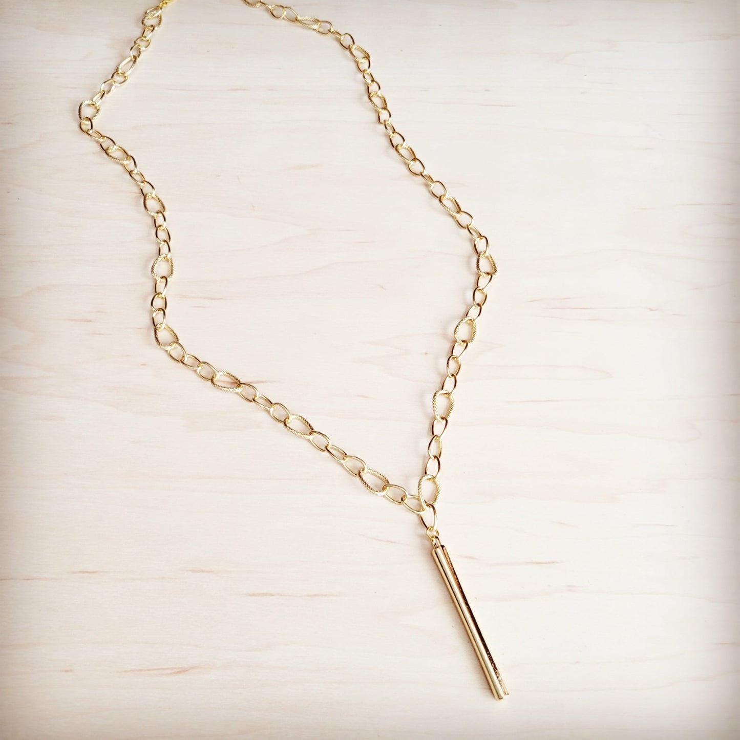 **Long Gold Chain Necklace w/ Bar Pendant 257kx