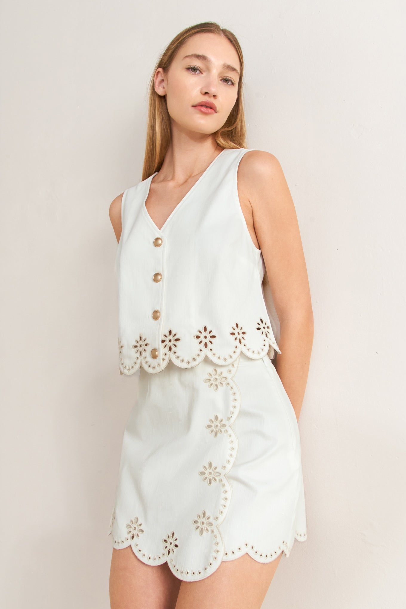 SEAFOAM SCALLOP WOVEN VEST