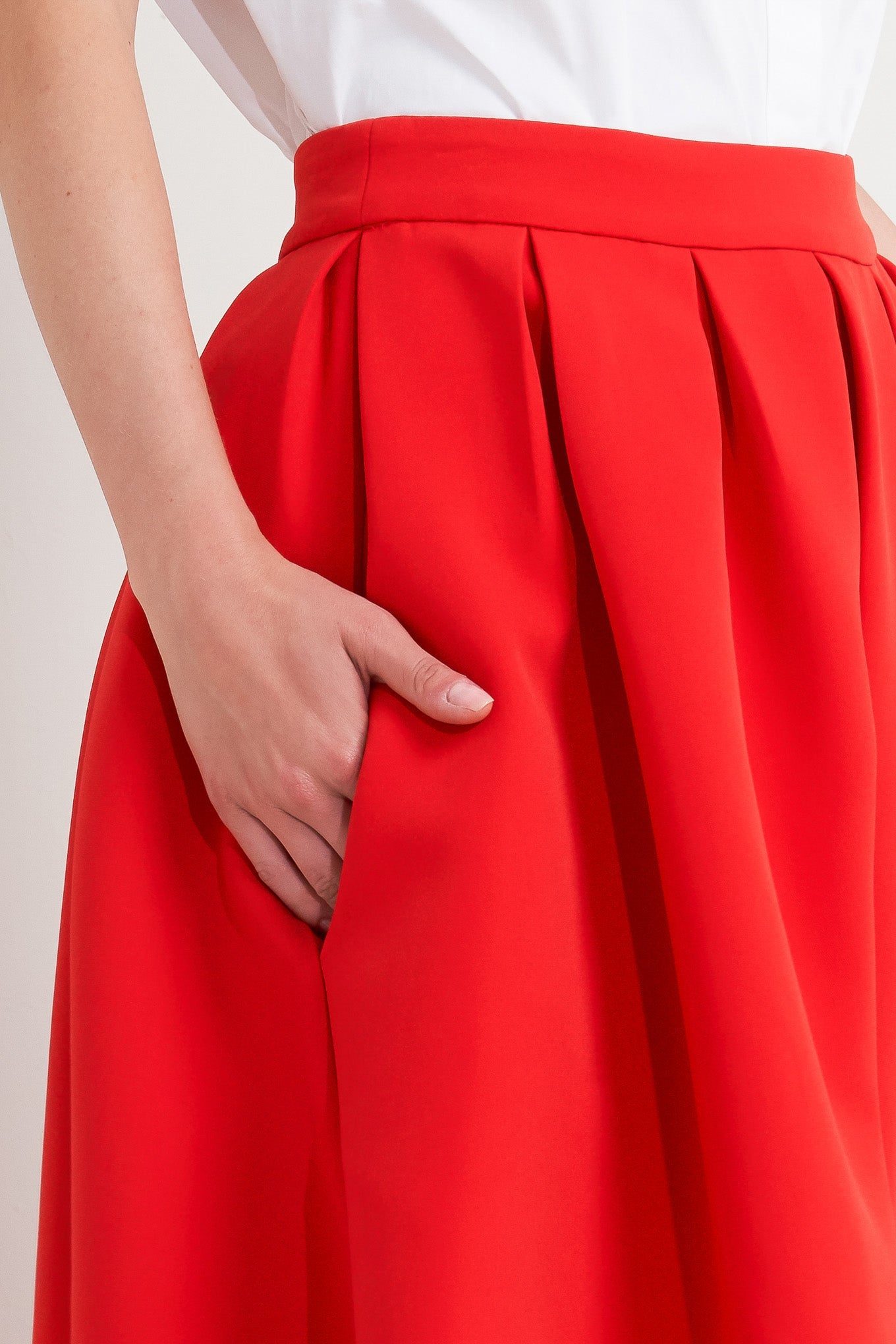 STRAWBERRY POP WOVEN FULL MIDI SKIRT