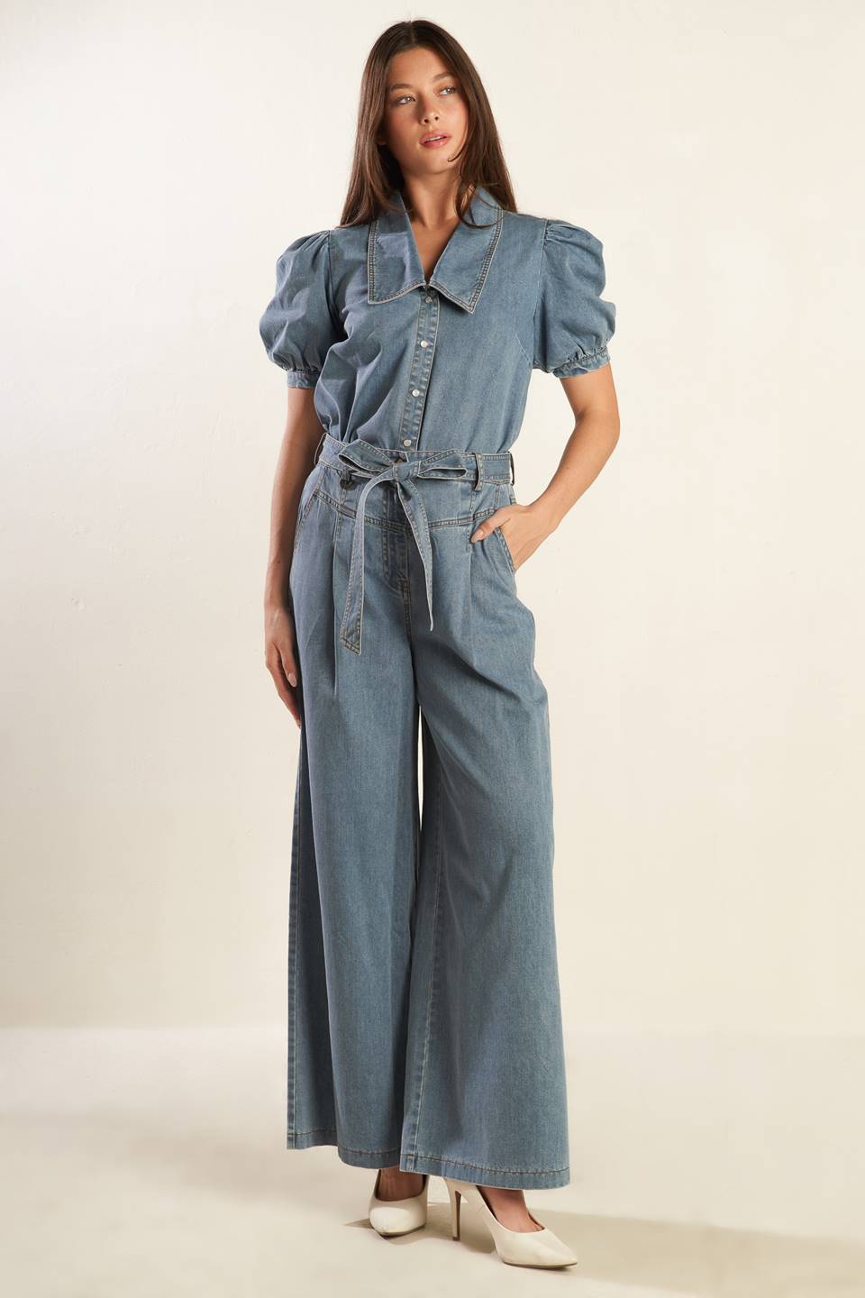 WONDERING WHY LIGHT DENIM PANTS