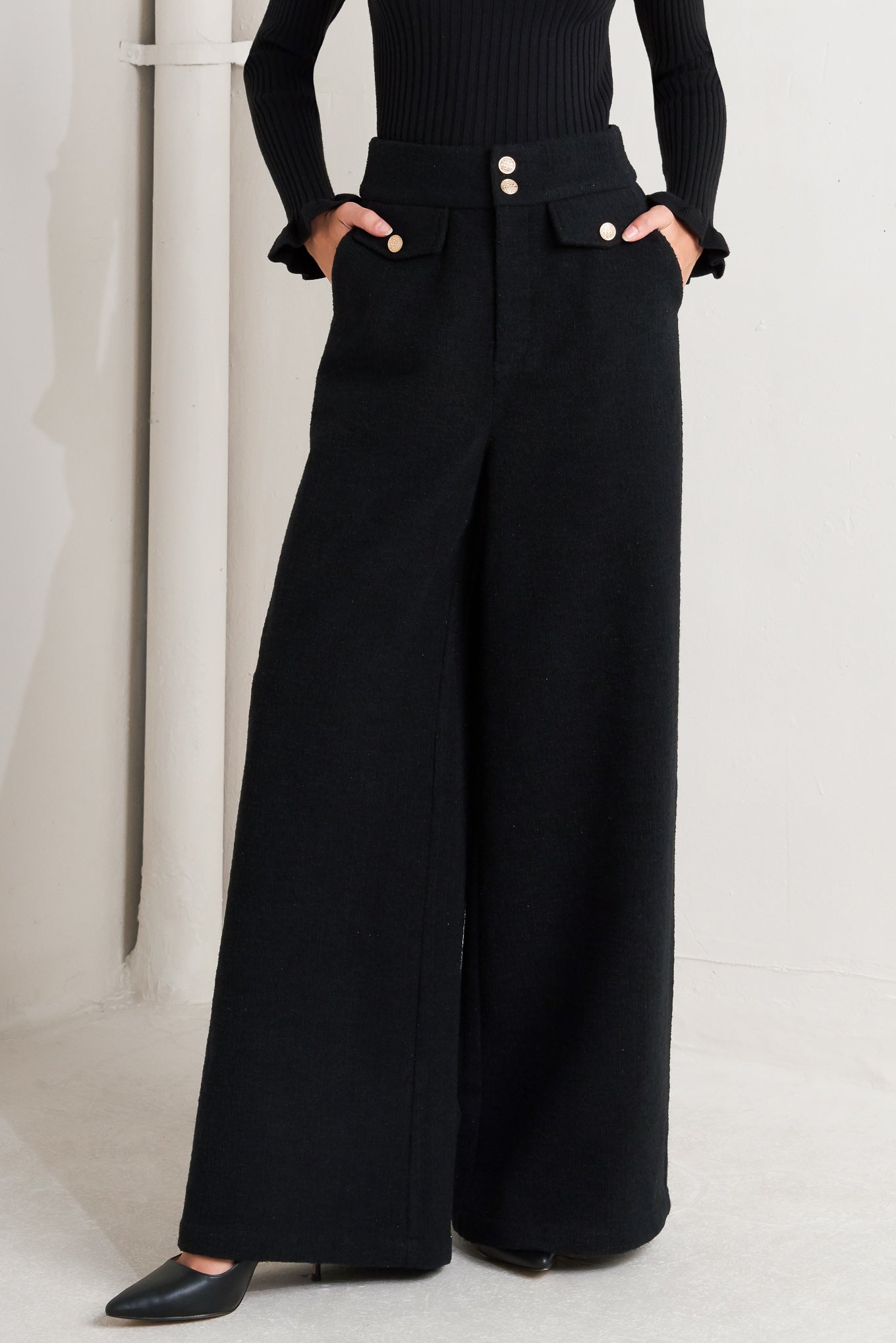 PRESTIGE VOLUME BLACK WOVEN PANTS