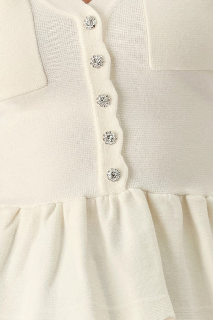 FROSTED CREAM POCKET-DETAIL SWEATER TOP