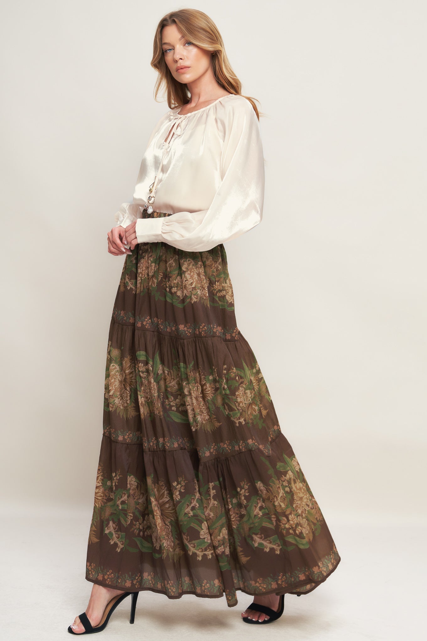 CELEBRITY MOMENT WOVEN MAXI SKIRT