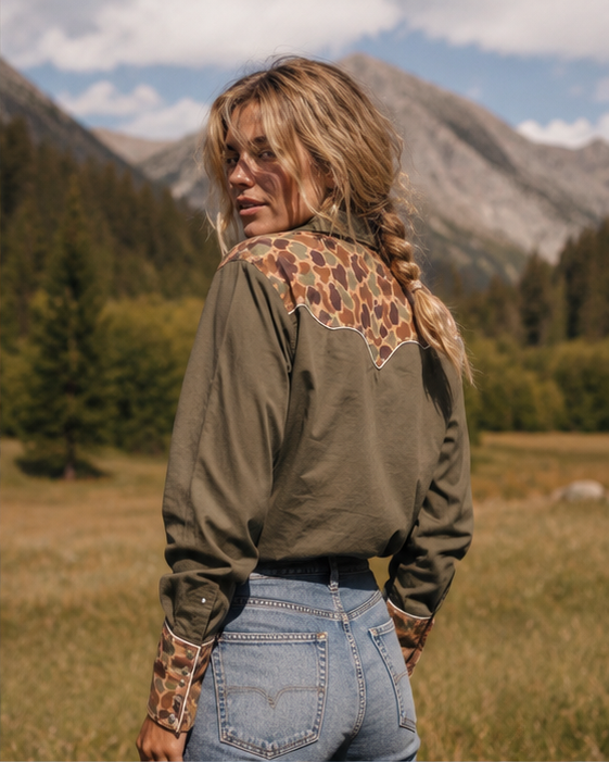 Straight Shooter Duck Camo Pearl Snap Blouse