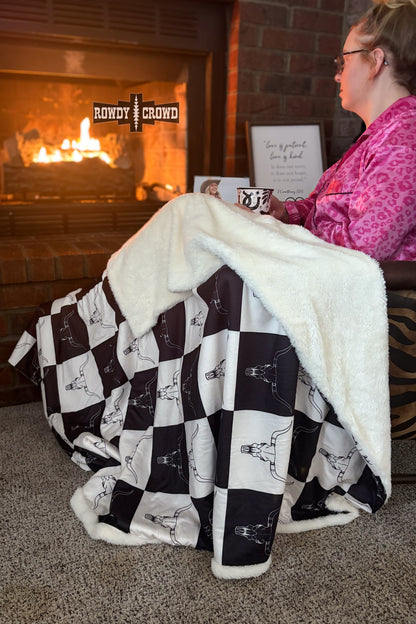DS Cozy Checkered Blanket