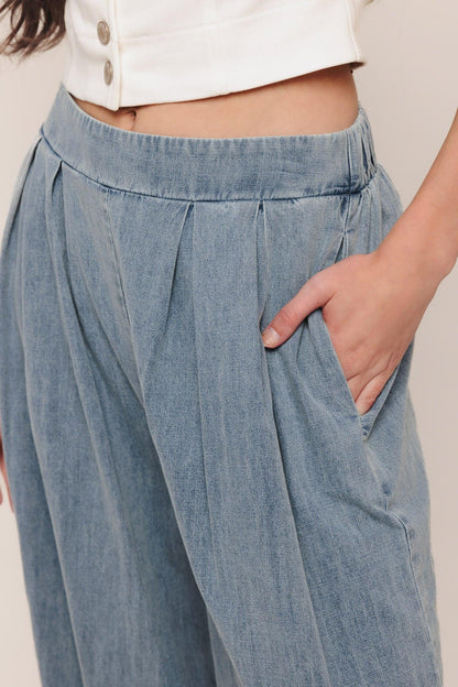 RELAXED DRAPE LIGHTWEIGHT DENIM PANTS