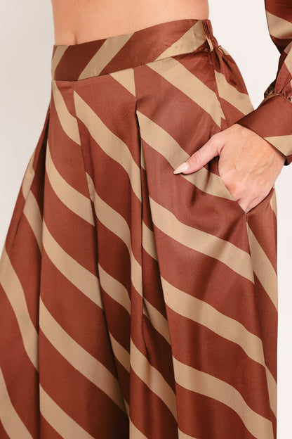 TOFFEE DIAGONAL FLOW WOVEN WIDE LEG PANTS