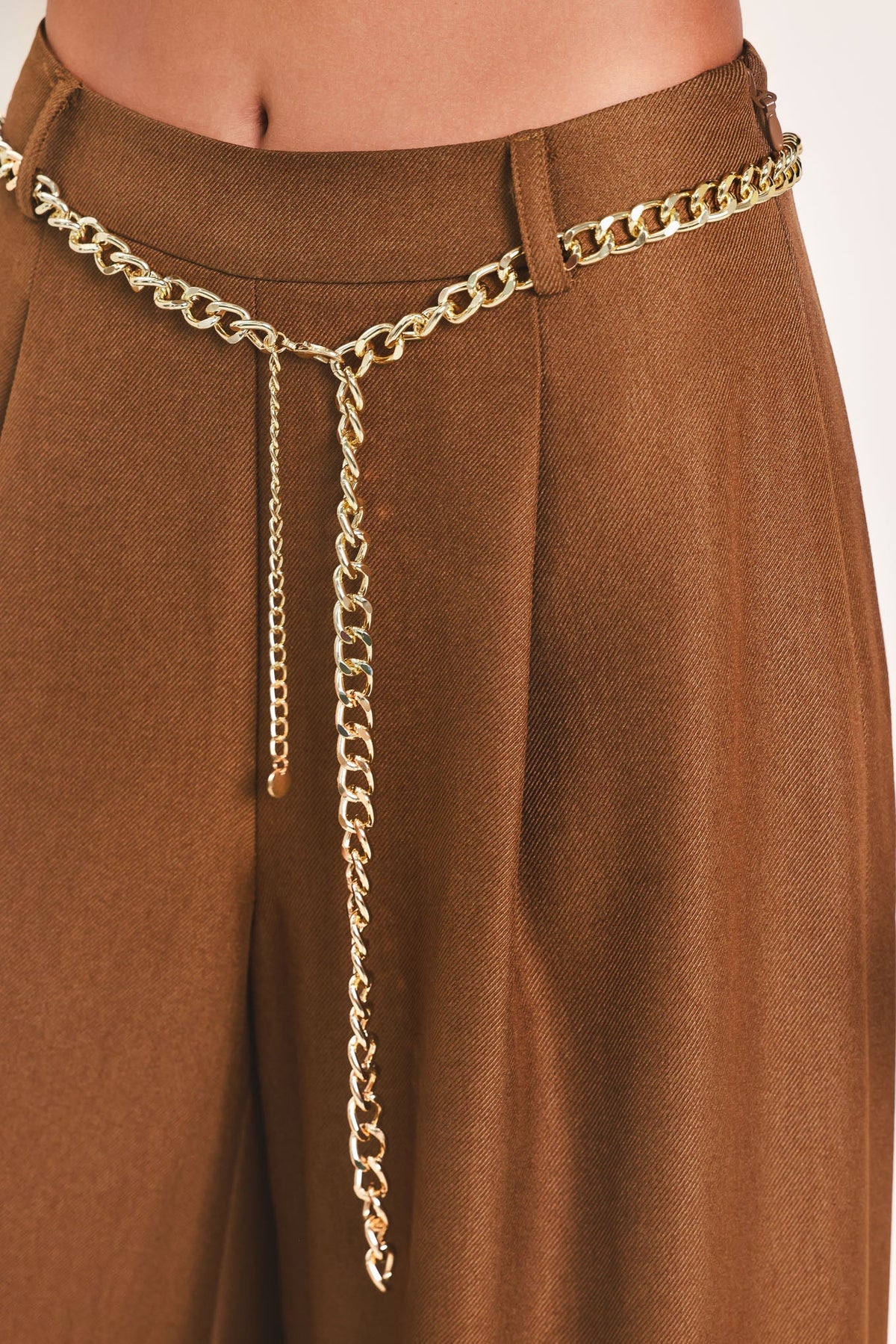 UPTOWN MOMENT CHAIN BELTED WIDE LEG PANTS