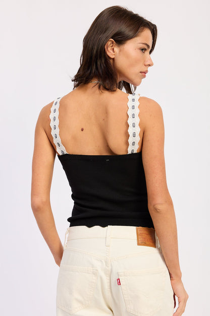 Aruna Top