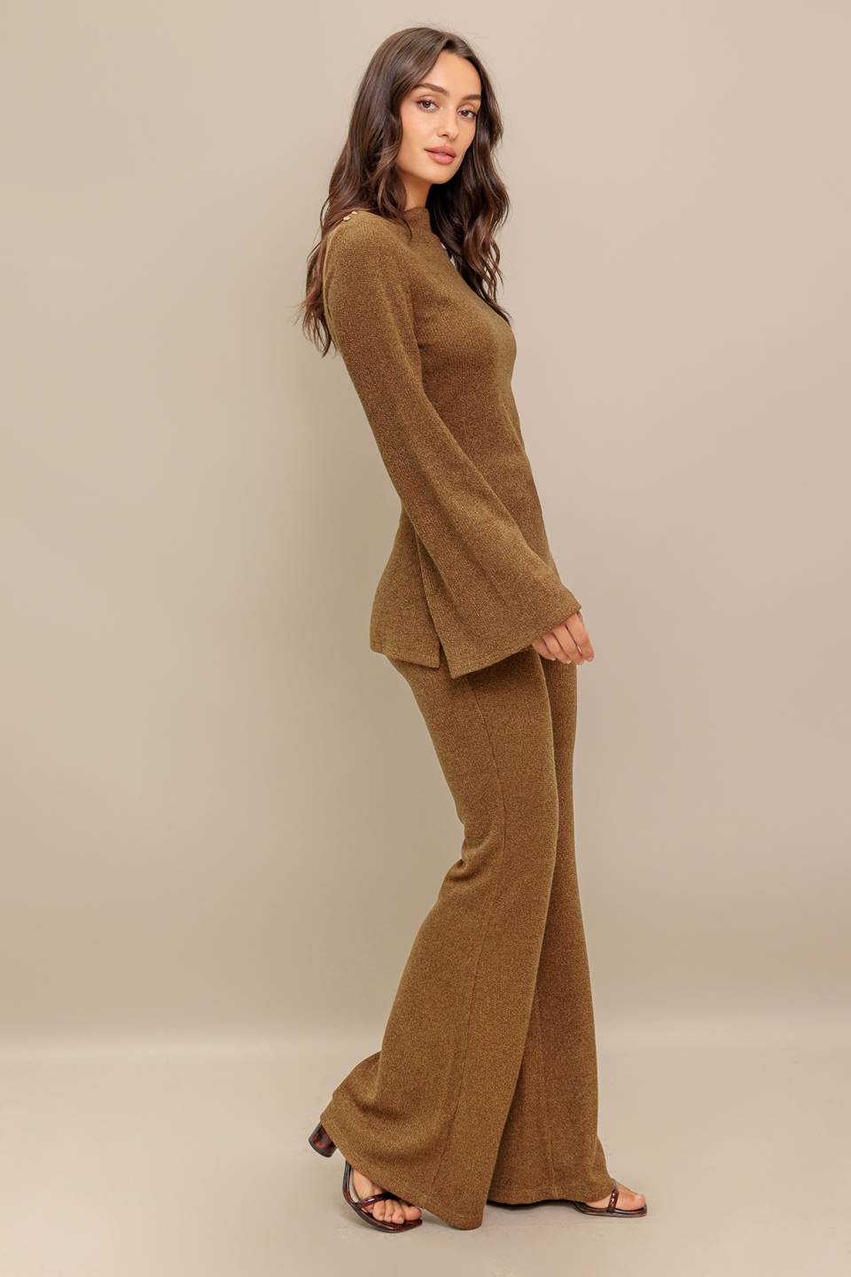 FLARE TOUCH SOLID TUNIC TOP